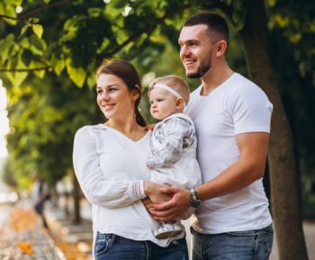 На улице Елены Стасовой